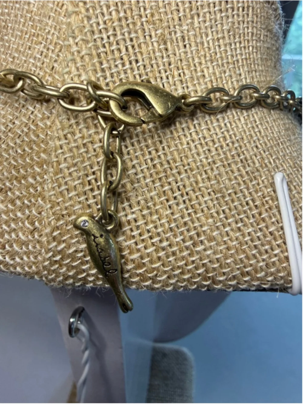Vintage Y2K Chloe + Isabel Mirabelle gold-plated brass base, glass crystals.
